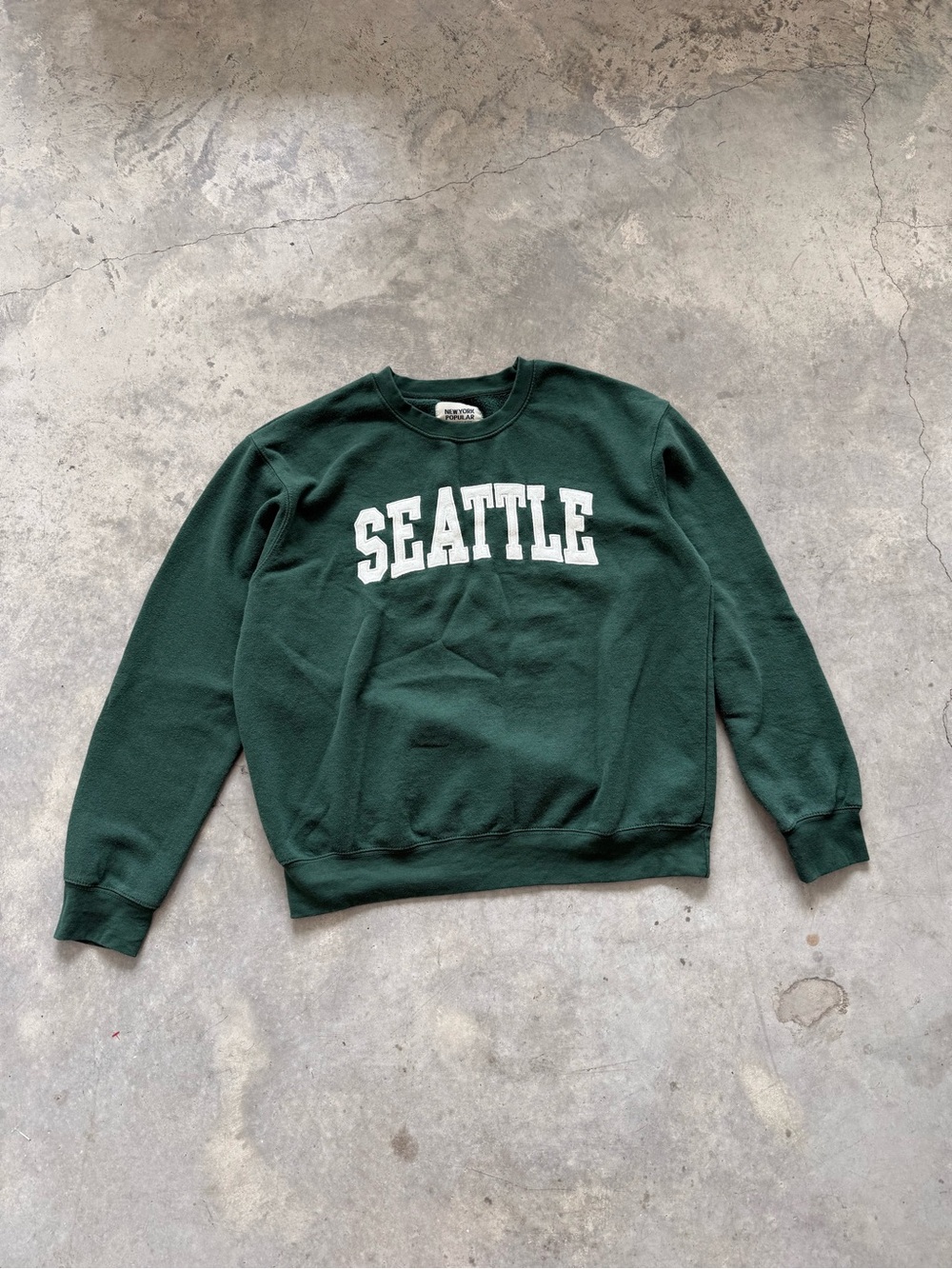 Seattle Crewneck Sweatshirt in Dark Green